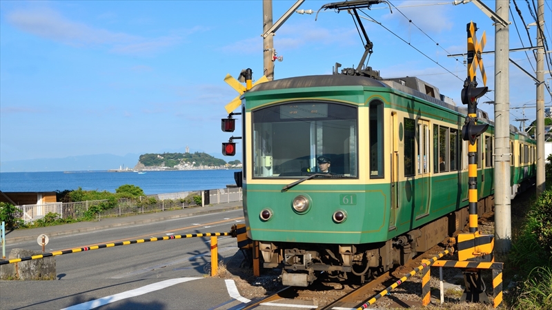 江ノ電vs自転車、どちらが速いのか!? 全区間約10kmのガチンコ勝負!