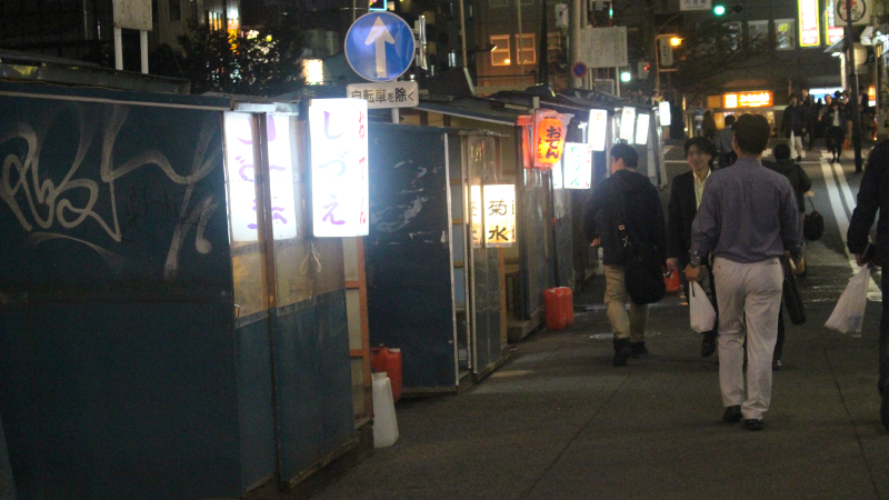 「2016年1月31日までの営業」といわれていた横浜駅西口ビブレ前のおでん屋台は本当に姿を消すのか?
