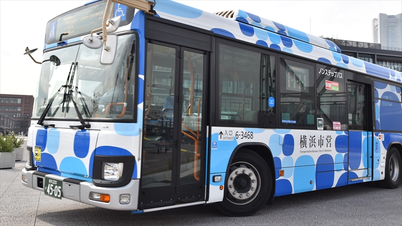 横浜ハンマーヘッドと桜木町駅を結ぶ路線バス「ピアライン」を乗車レポート!