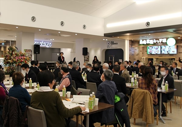 東名高速道路「海老名サービスエリア(下り)」の第一期リニューアルオープン! その様子は?